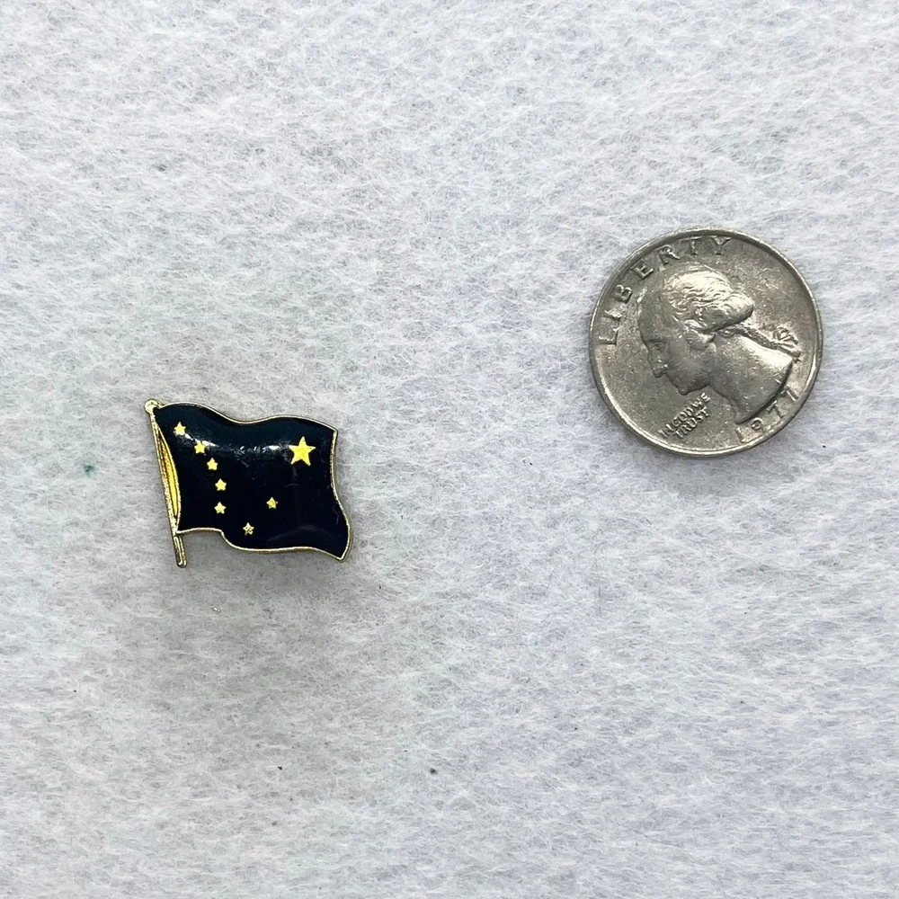 🔮 5/$25 Vintage Alaska State Flag‎ Pin